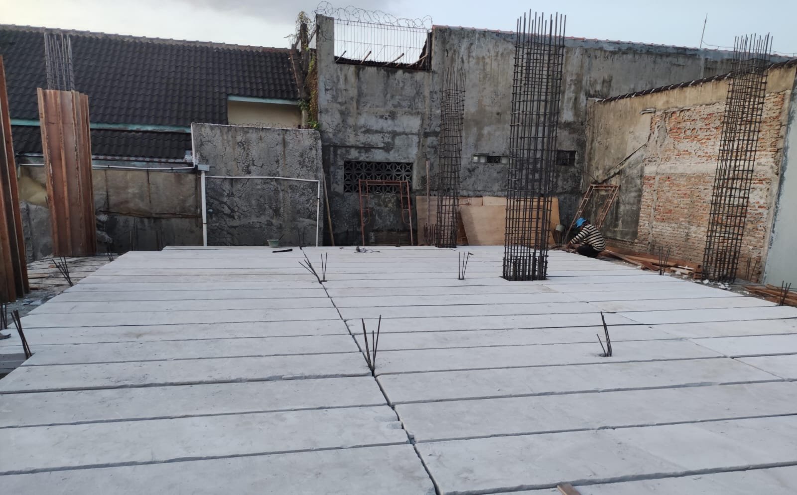 Produk Mandiri Jaya - Distributor Panel Lantai dan Bata Ringan Jogja